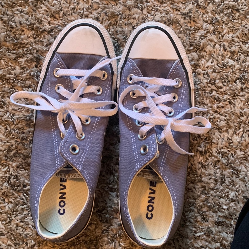 Women’s converse